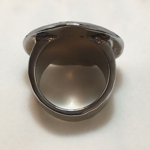 Hammered Metal Dome Ring Size 6.5 Silver Tone Wide Band Large Shield - Picture 5 of 14